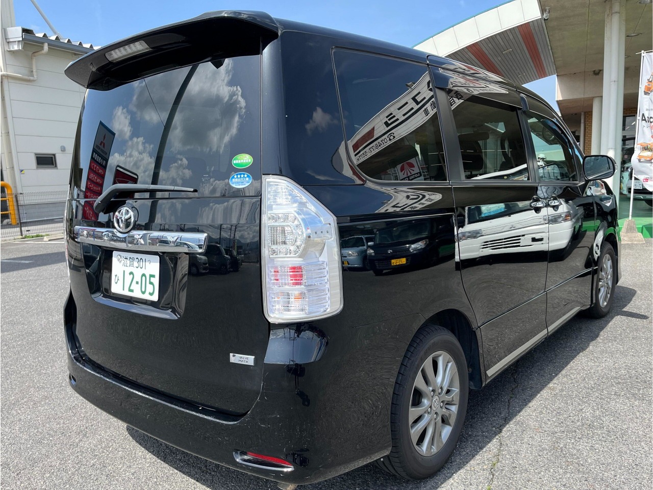 2012 TOYOTA VOXY